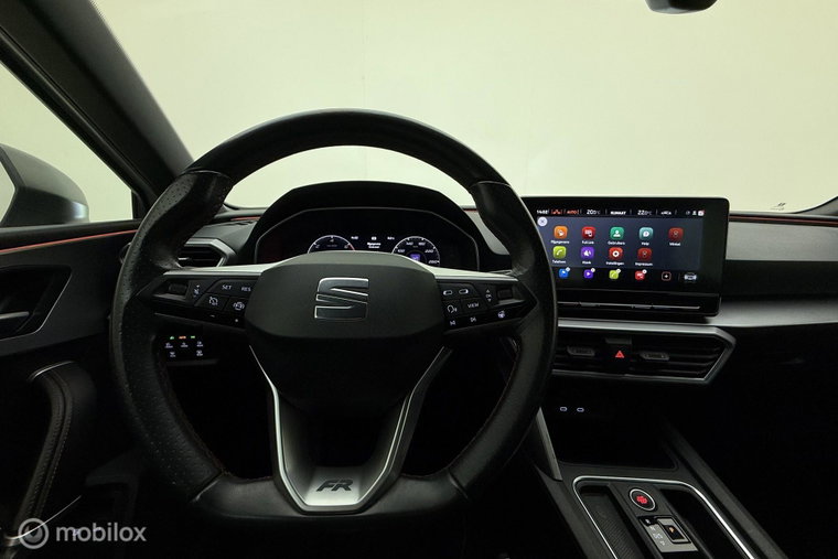 Vehicle Image 32