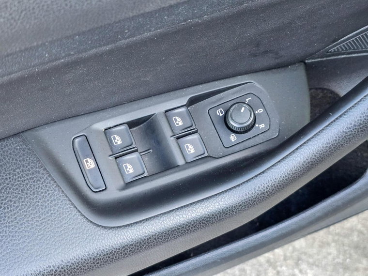 Vehicle Image 51