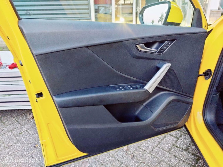 Vehicle Image 33