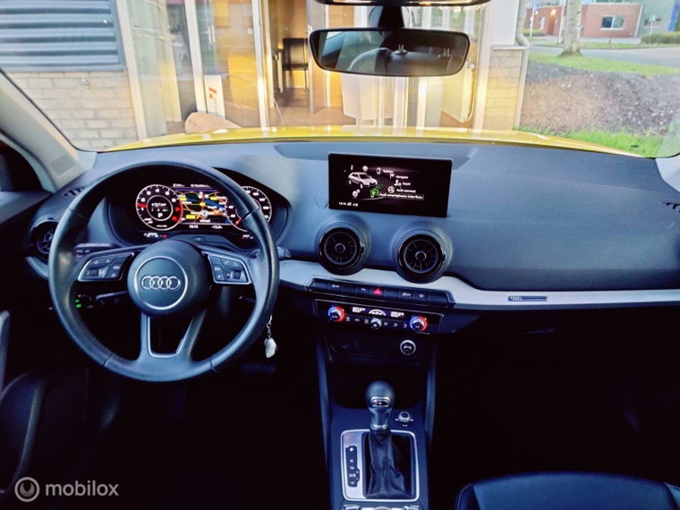 Vehicle Image 35