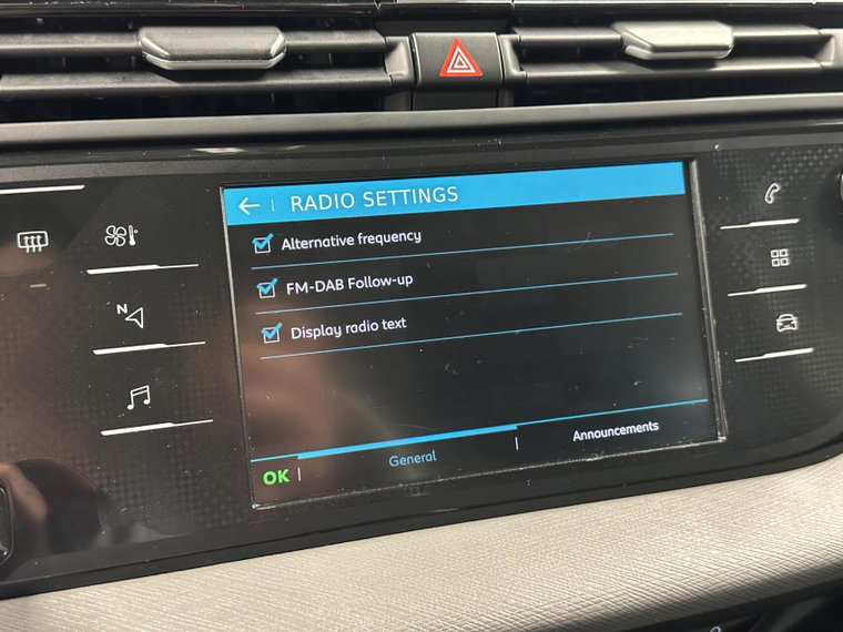 Vehicle Image 38