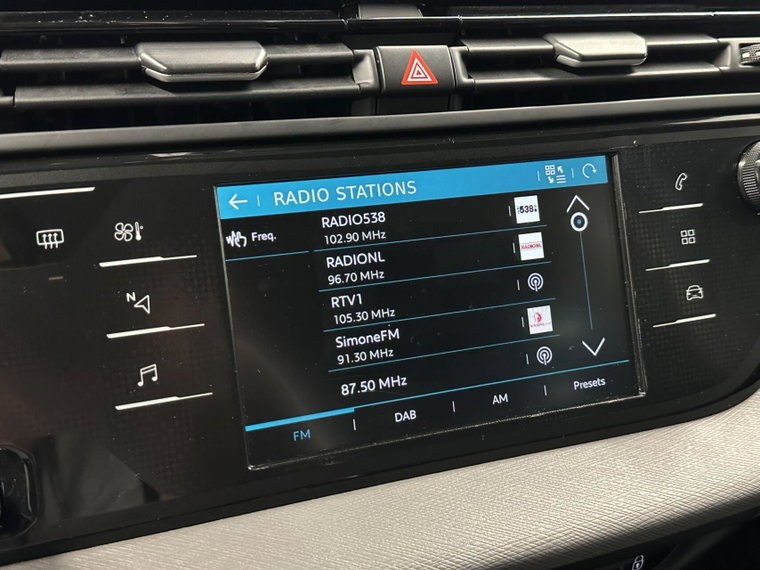 Vehicle Image 41
