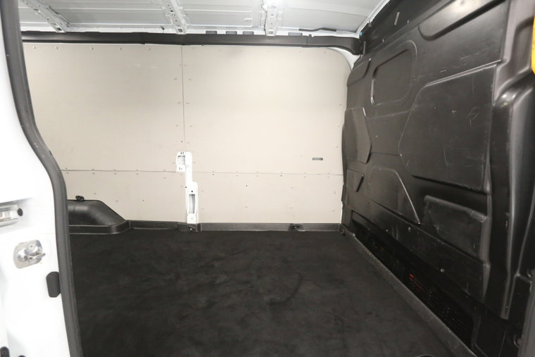Vehicle Image 26