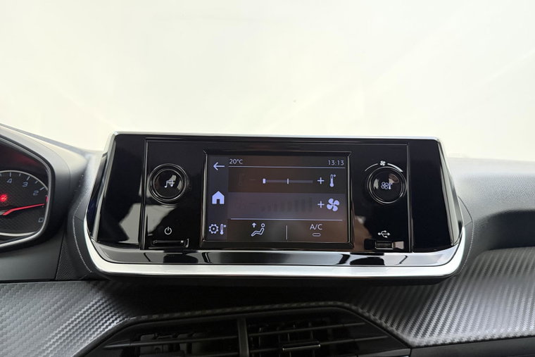 Vehicle Image 22