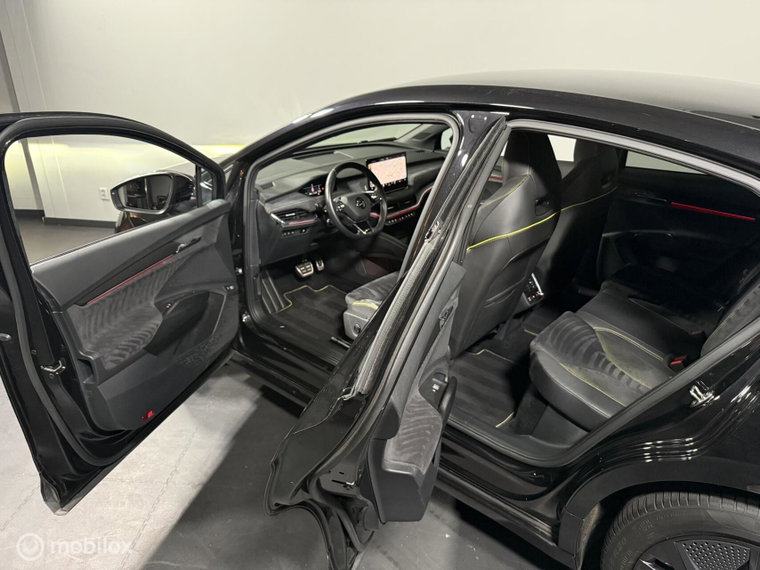 Vehicle Image 50