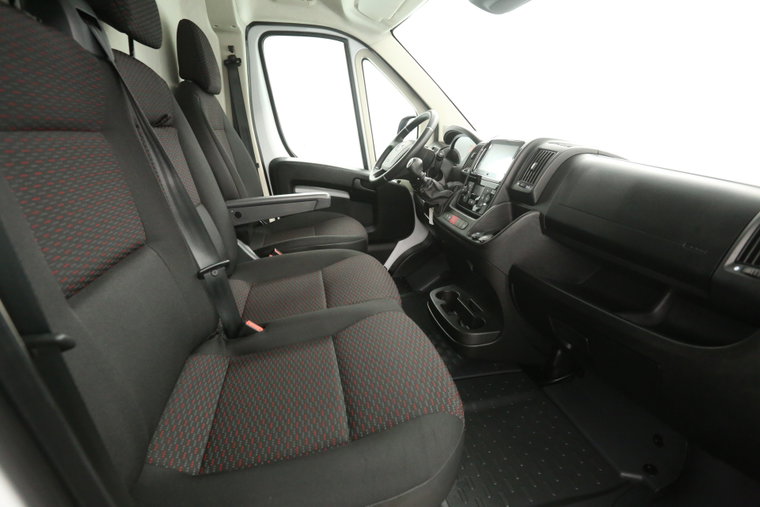Vehicle Image 23