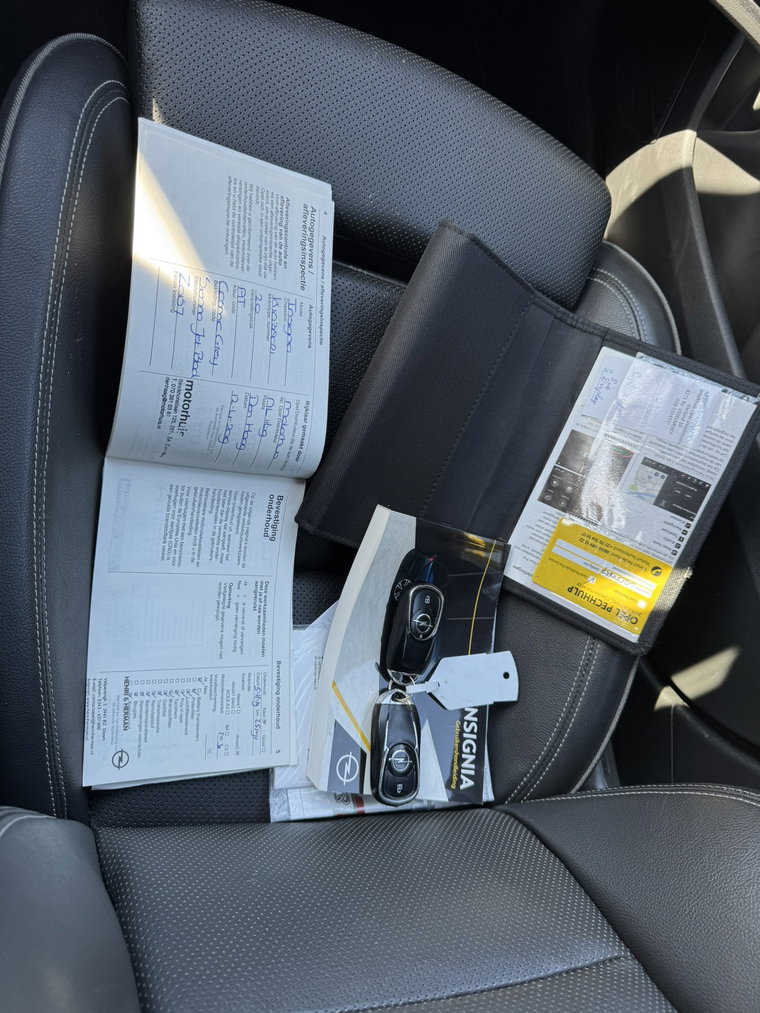 Vehicle Image 38