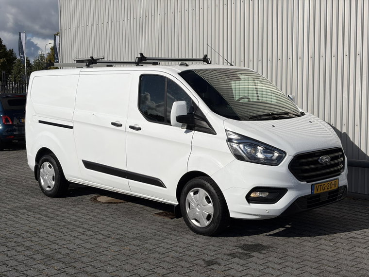Vehicle Image 32