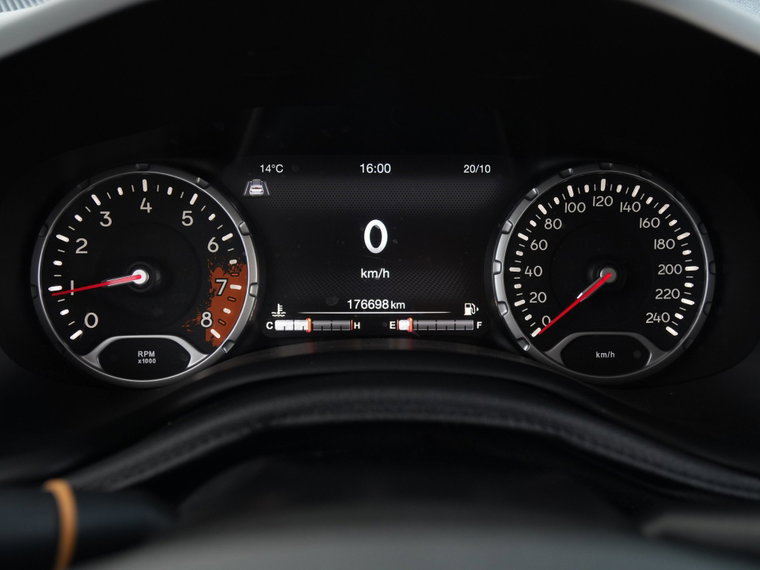Vehicle Image 13