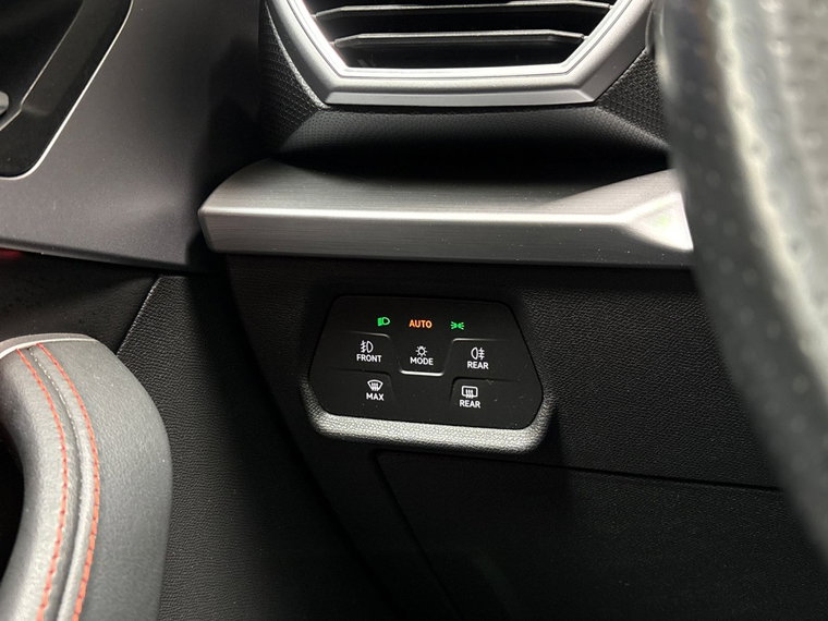 Vehicle Image 24