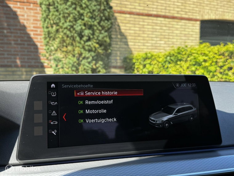 Vehicle Image 35