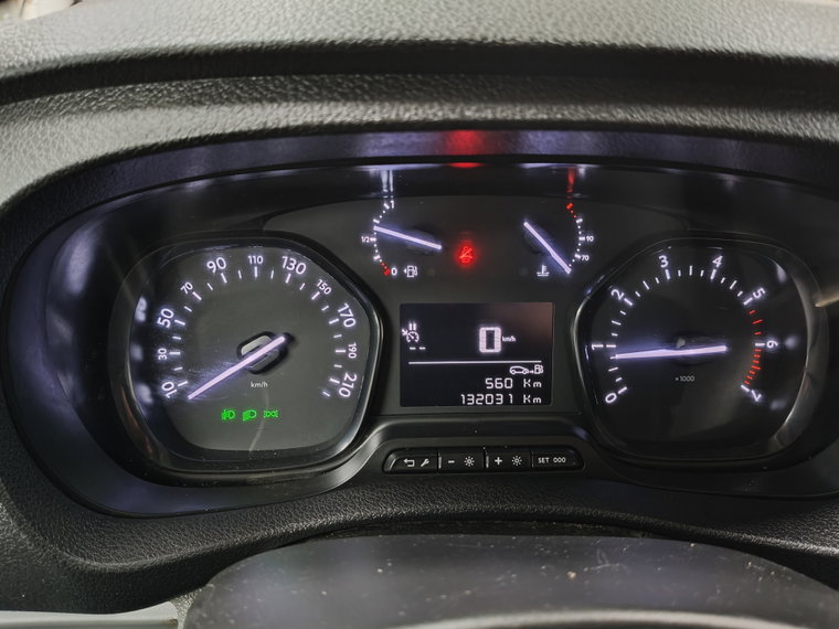 Vehicle Image 17