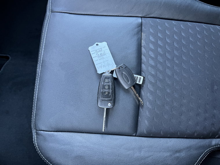 Vehicle Image 41