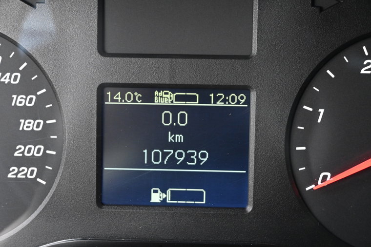 Vehicle Image 16