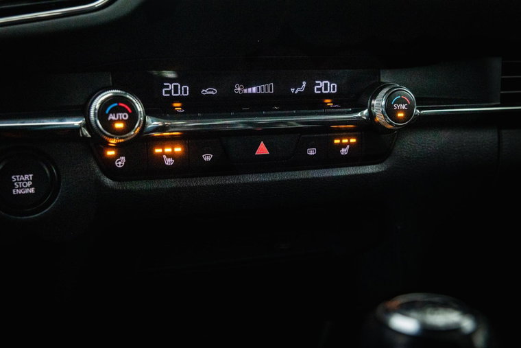Vehicle Image 28