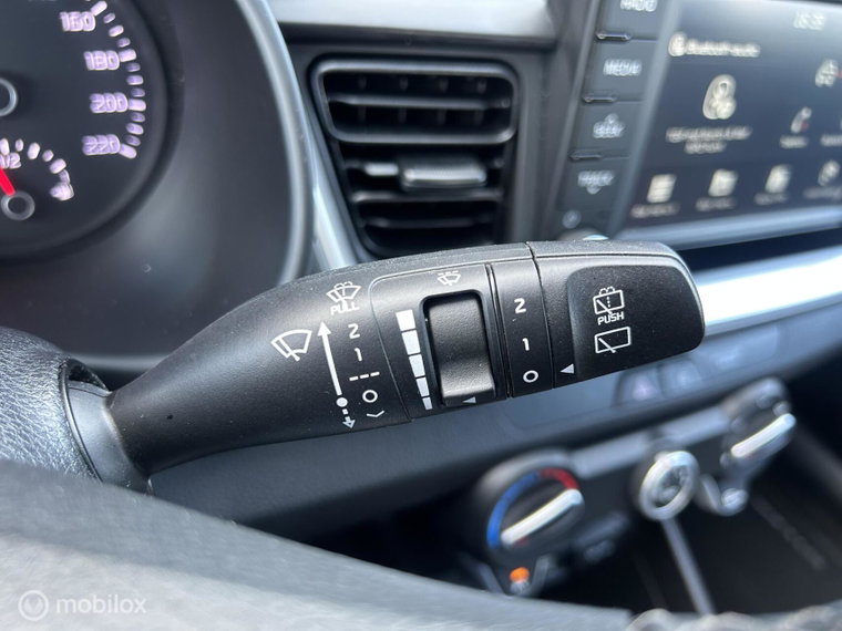 Vehicle Image 27
