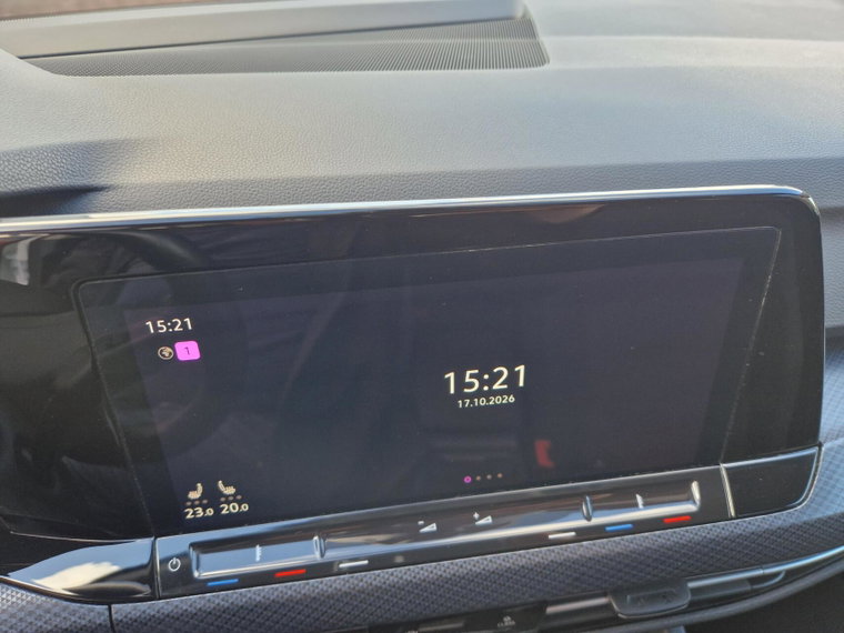 Vehicle Image 24