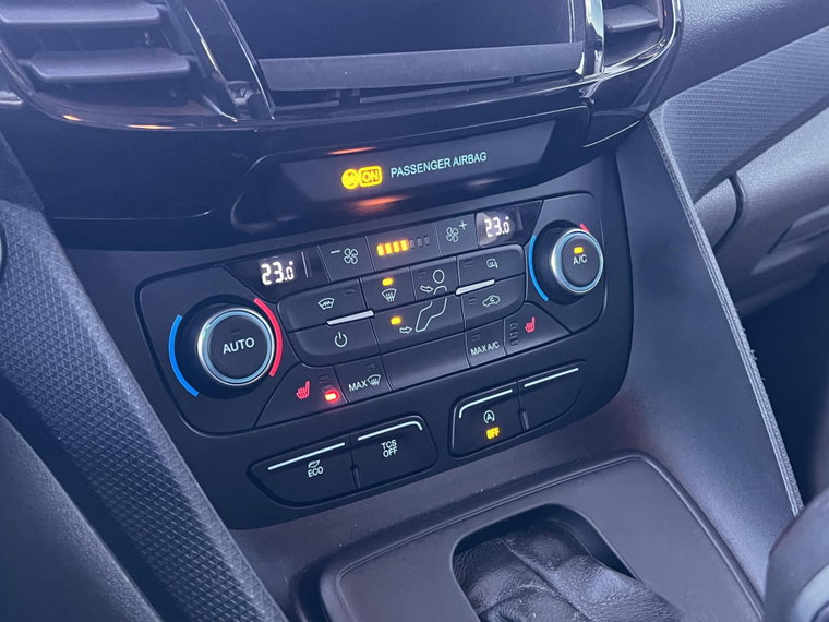 Vehicle Image 24