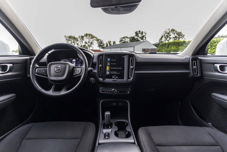 Vehicle Image 21