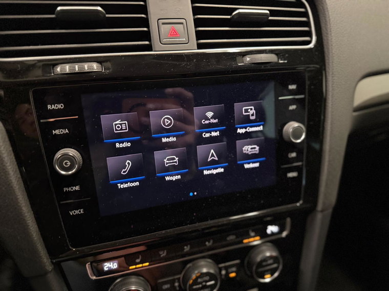 Vehicle Image 18