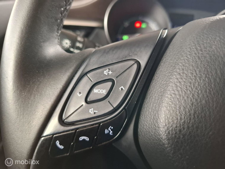 Vehicle Image 17