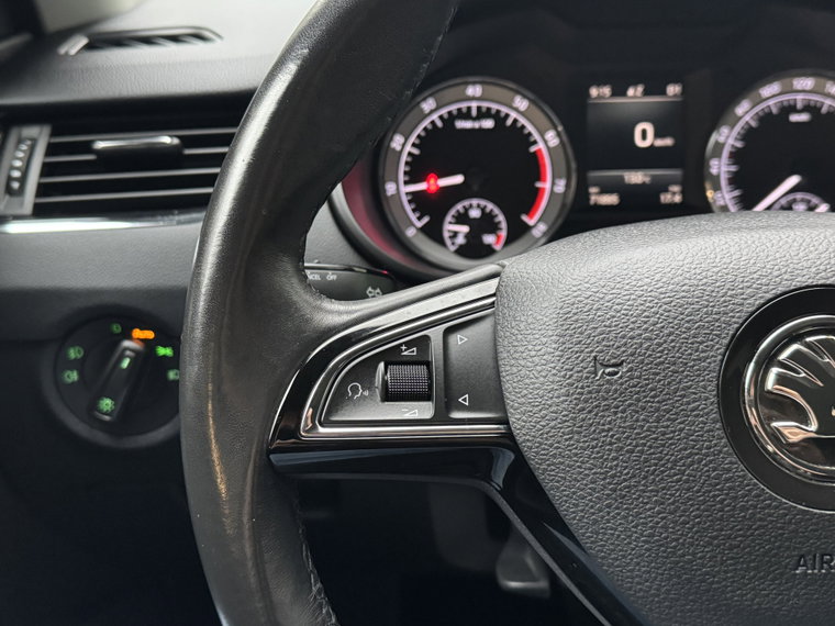 Vehicle Image 24