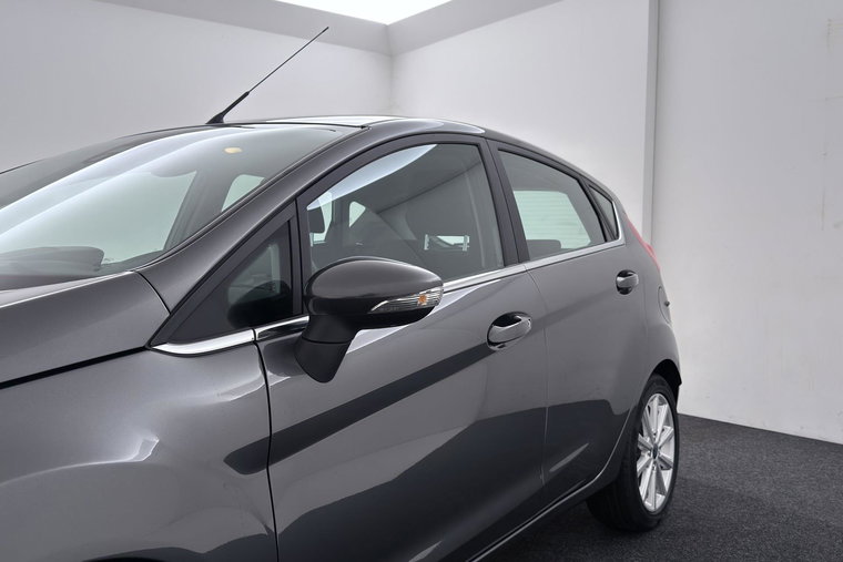 Vehicle Image 37