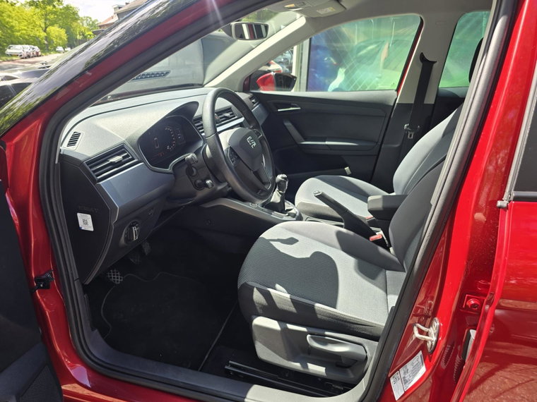 Vehicle Image 15