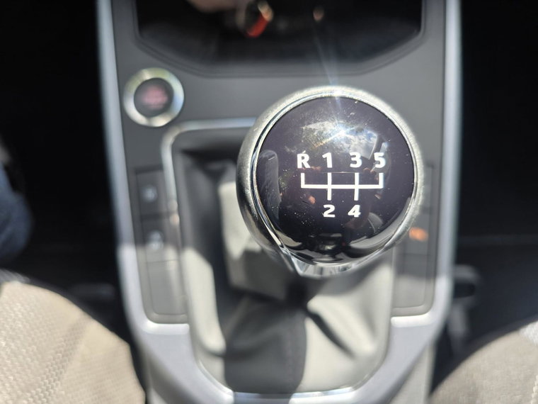 Vehicle Image 31