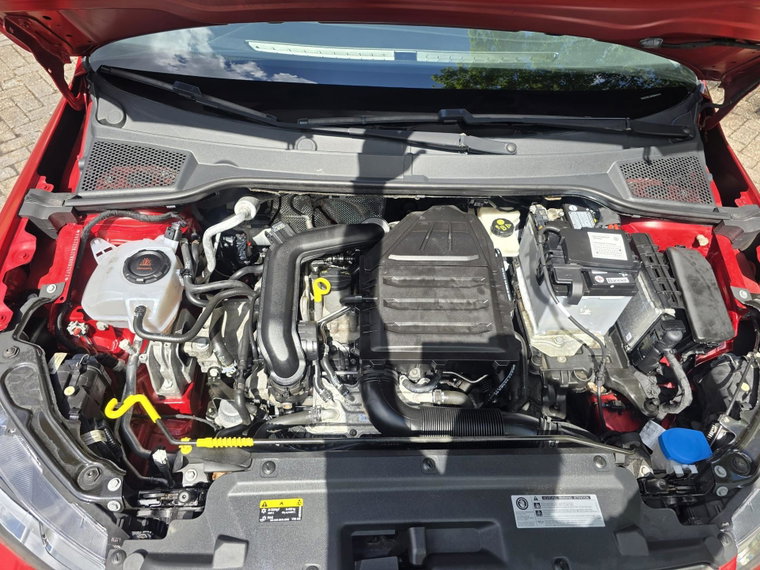 Vehicle Image 38