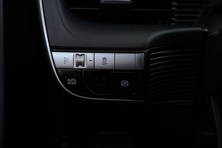 Vehicle Image 35