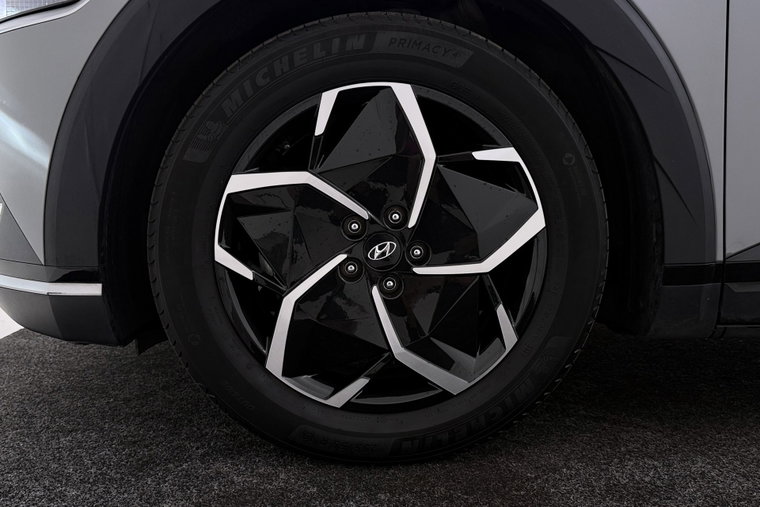 Vehicle Image 40