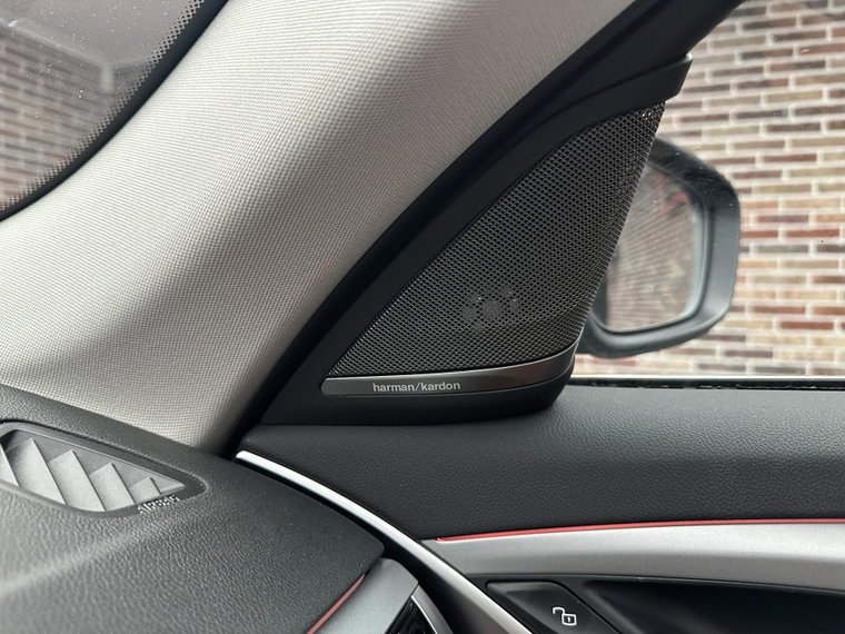 Vehicle Image 37