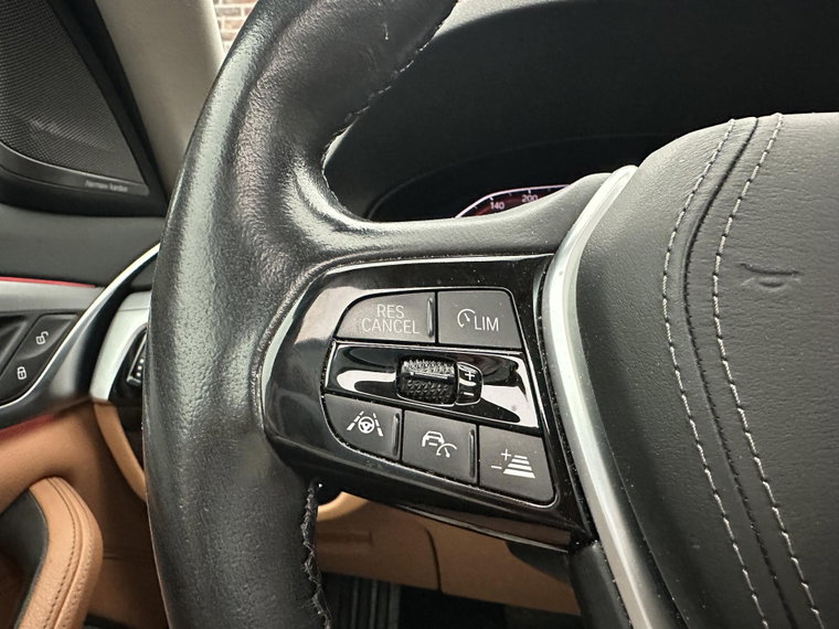 Vehicle Image 39