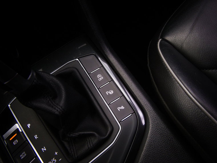 Vehicle Image 43