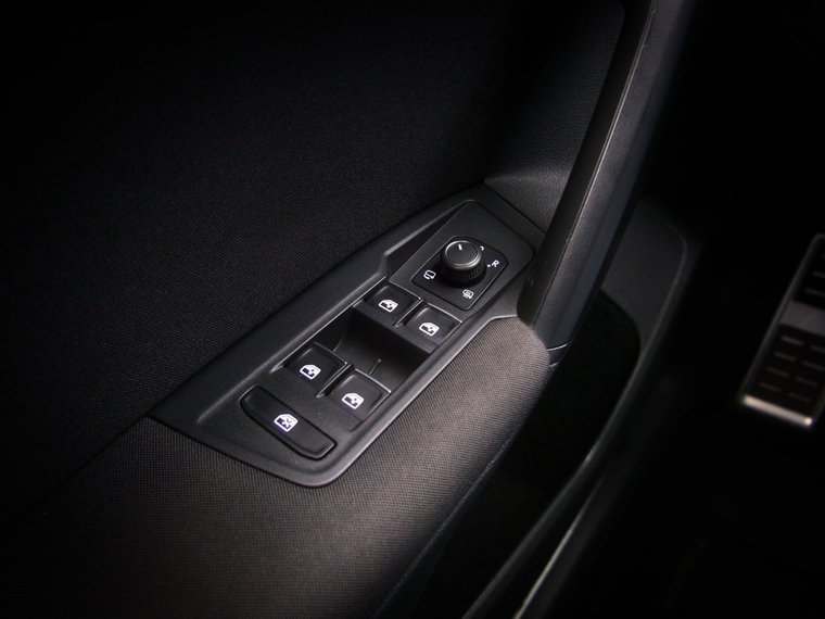 Vehicle Image 51