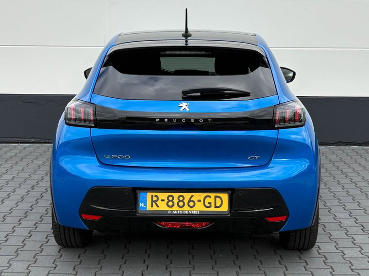 Vehicle Image 23