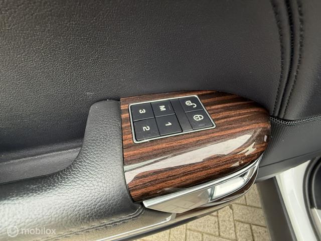 Vehicle Image 48