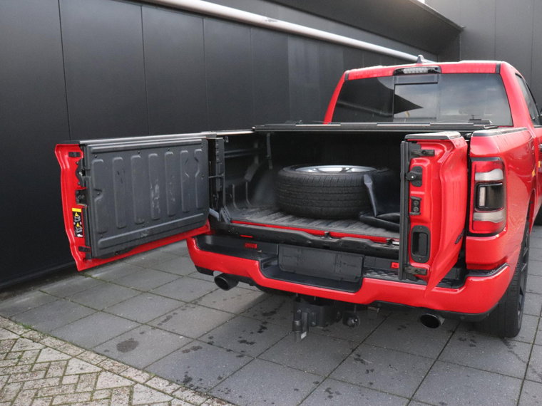 Vehicle Image 22