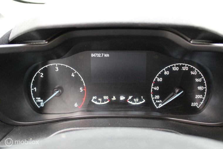 Vehicle Image 38
