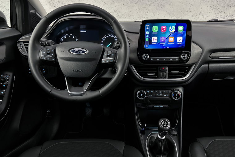 Vehicle Image 12