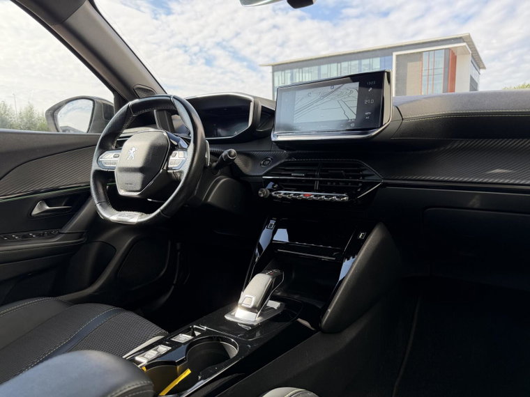 Vehicle Image 20