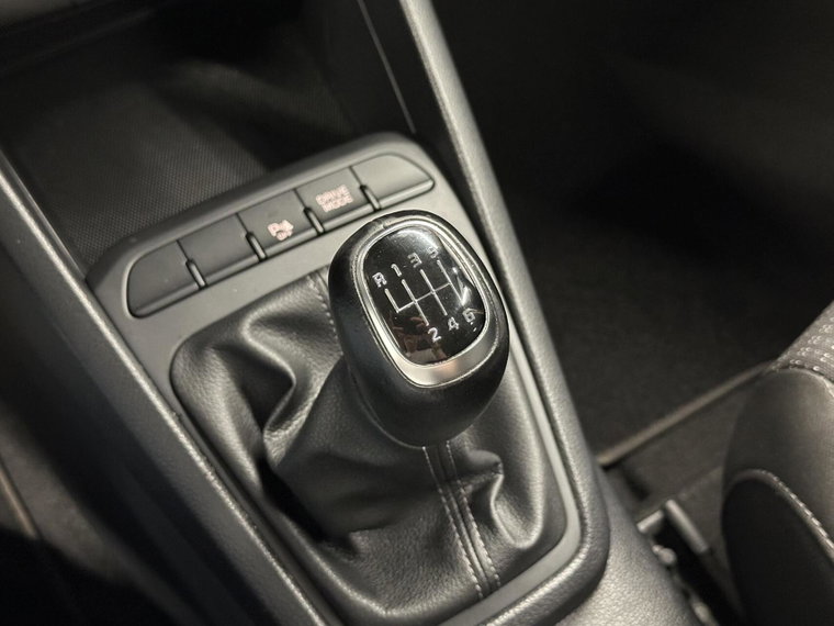Vehicle Image 48