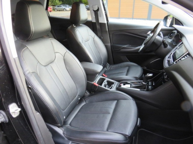 Vehicle Image 17