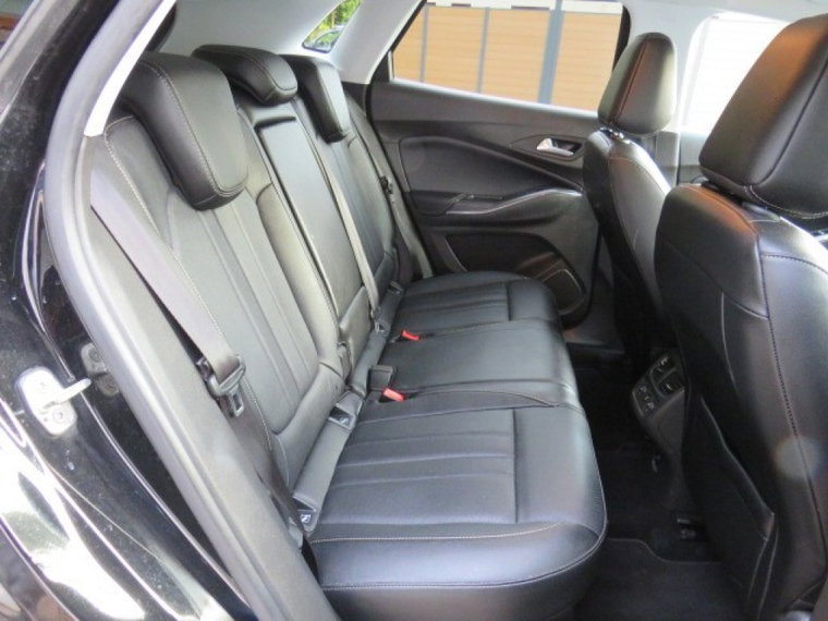 Vehicle Image 19