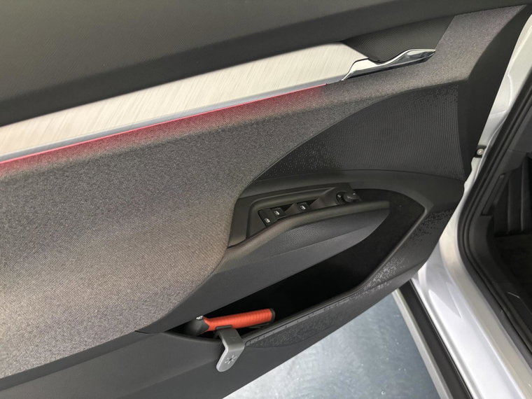 Vehicle Image 17