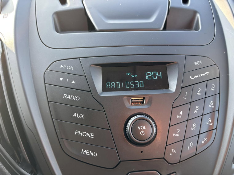 Vehicle Image 23
