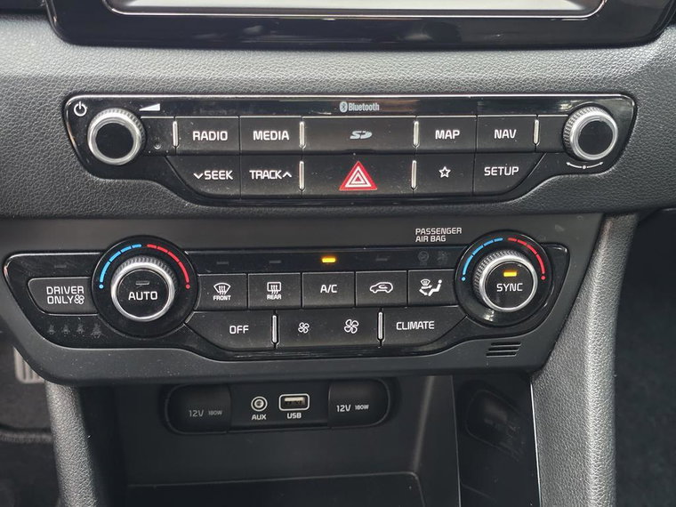 Vehicle Image 26