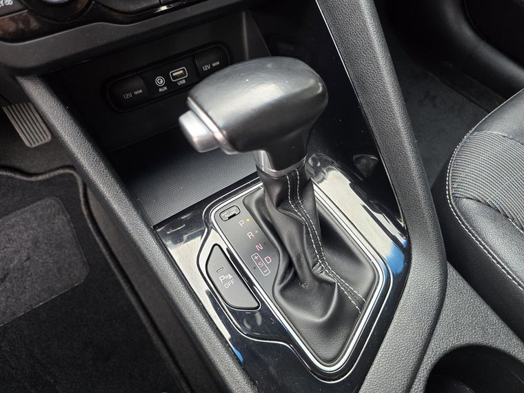 Vehicle Image 27