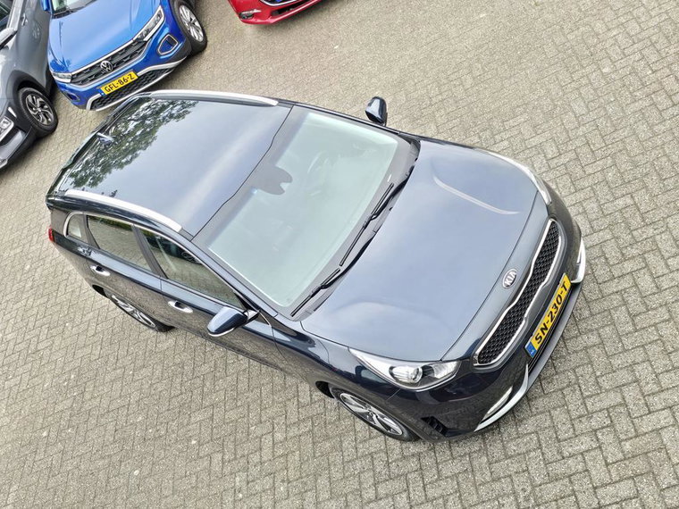 Vehicle Image 42